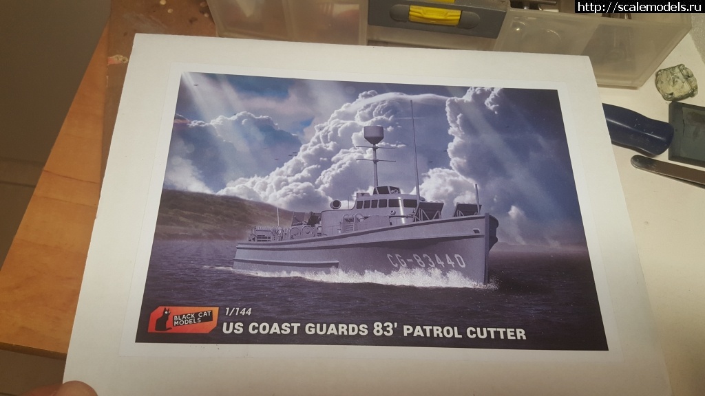 1578592574_20200109_192143.jpg : Black Cat Models 83'   USCG 1/144  