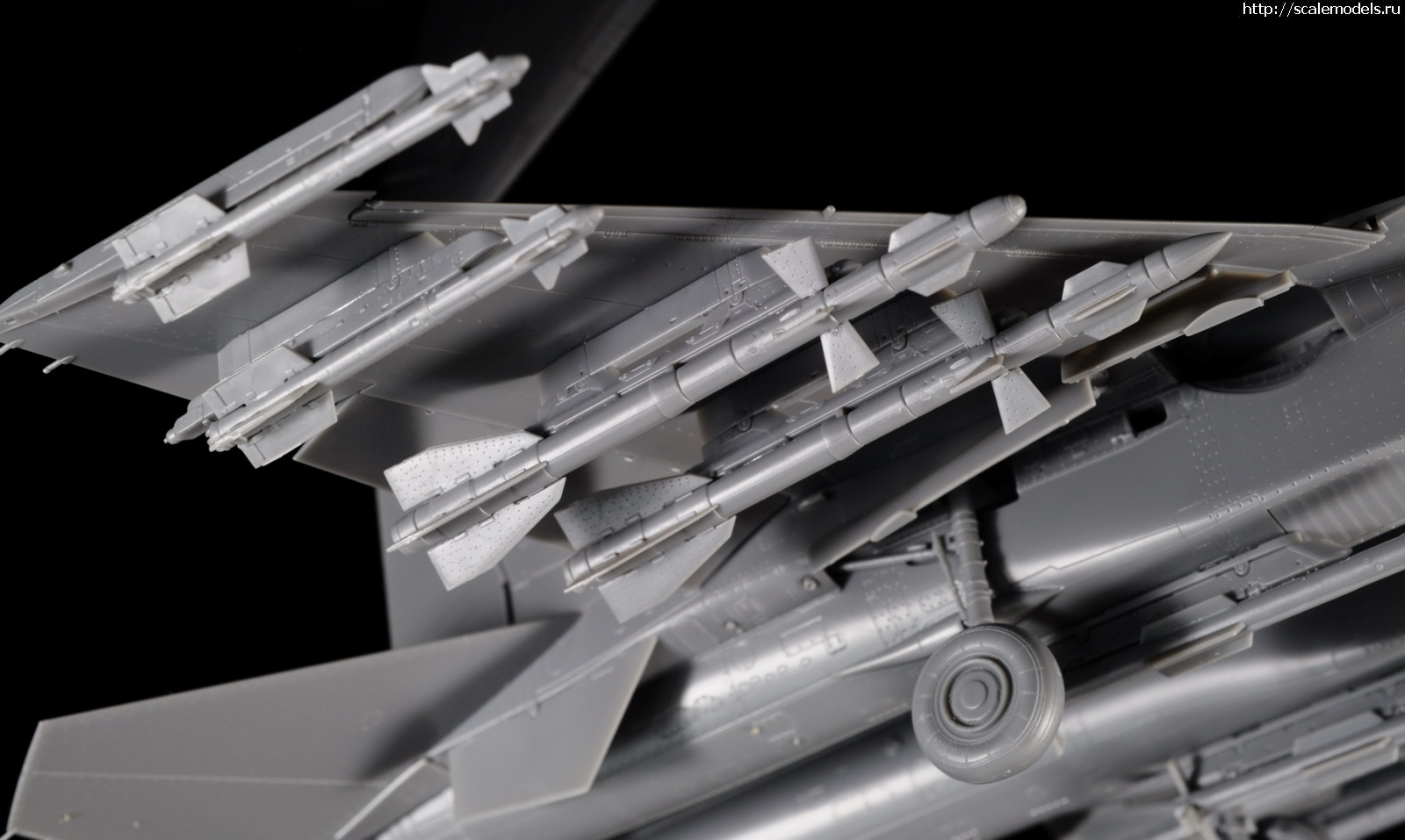 1579382847_43.jpg :  Great Wall Hobby 1/72 Su-35S  