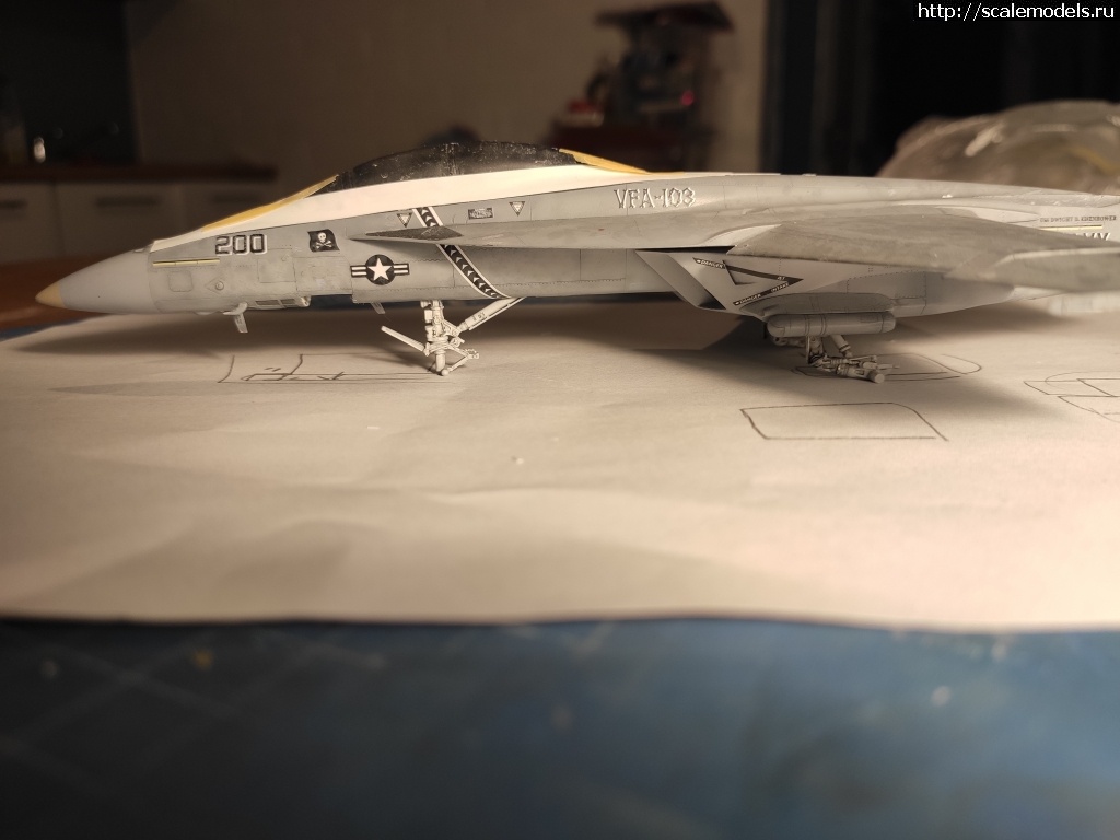 1580112043_03.jpg : #1597815/ F/A-18F Super Hornet 1/72 Academy 'Jolly Rogers'  