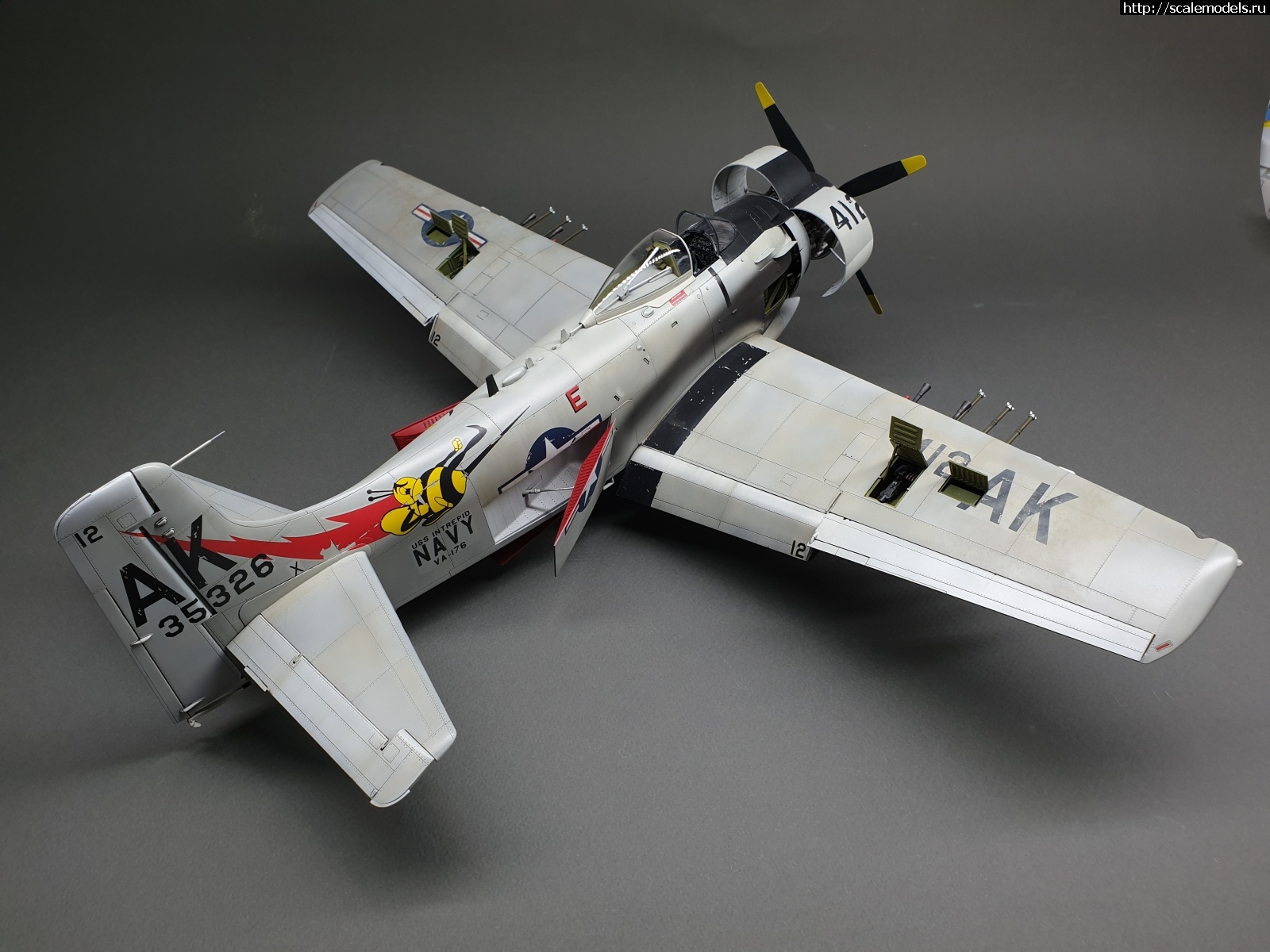 1581262840_20200209_180834.jpg : #1600529/ 1/32 A-1H AD-6 Skyraider TRUMPETER -   