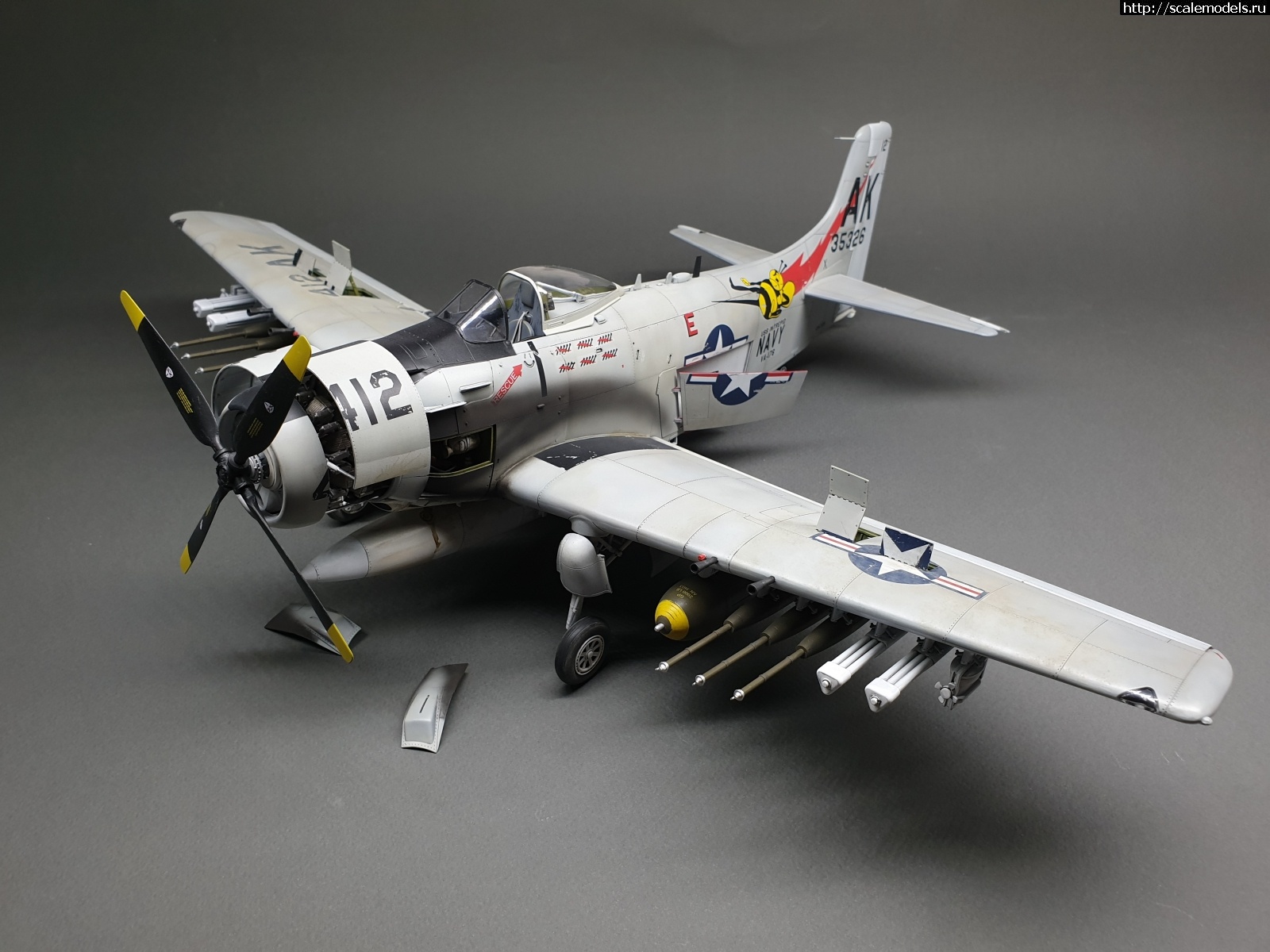 1581262866_20200209_180549.jpg : #1600529/ 1/32 A-1H AD-6 Skyraider TRUMPETER -   