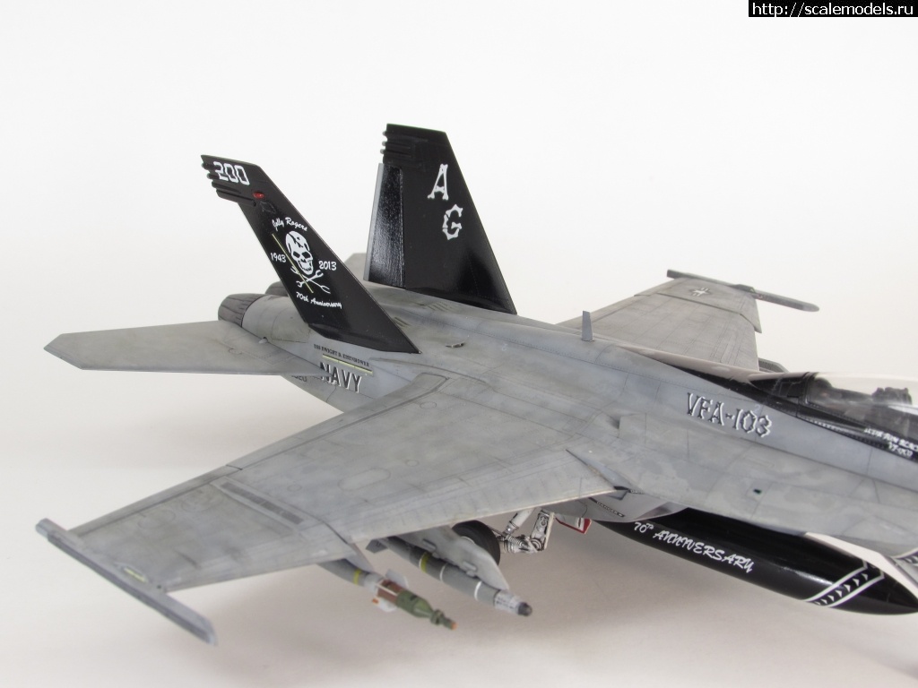 1581966624_012.JPG : #1602233/ F/A-18F Super Hornet 1/72 Academy 'Jolly Rogers'  