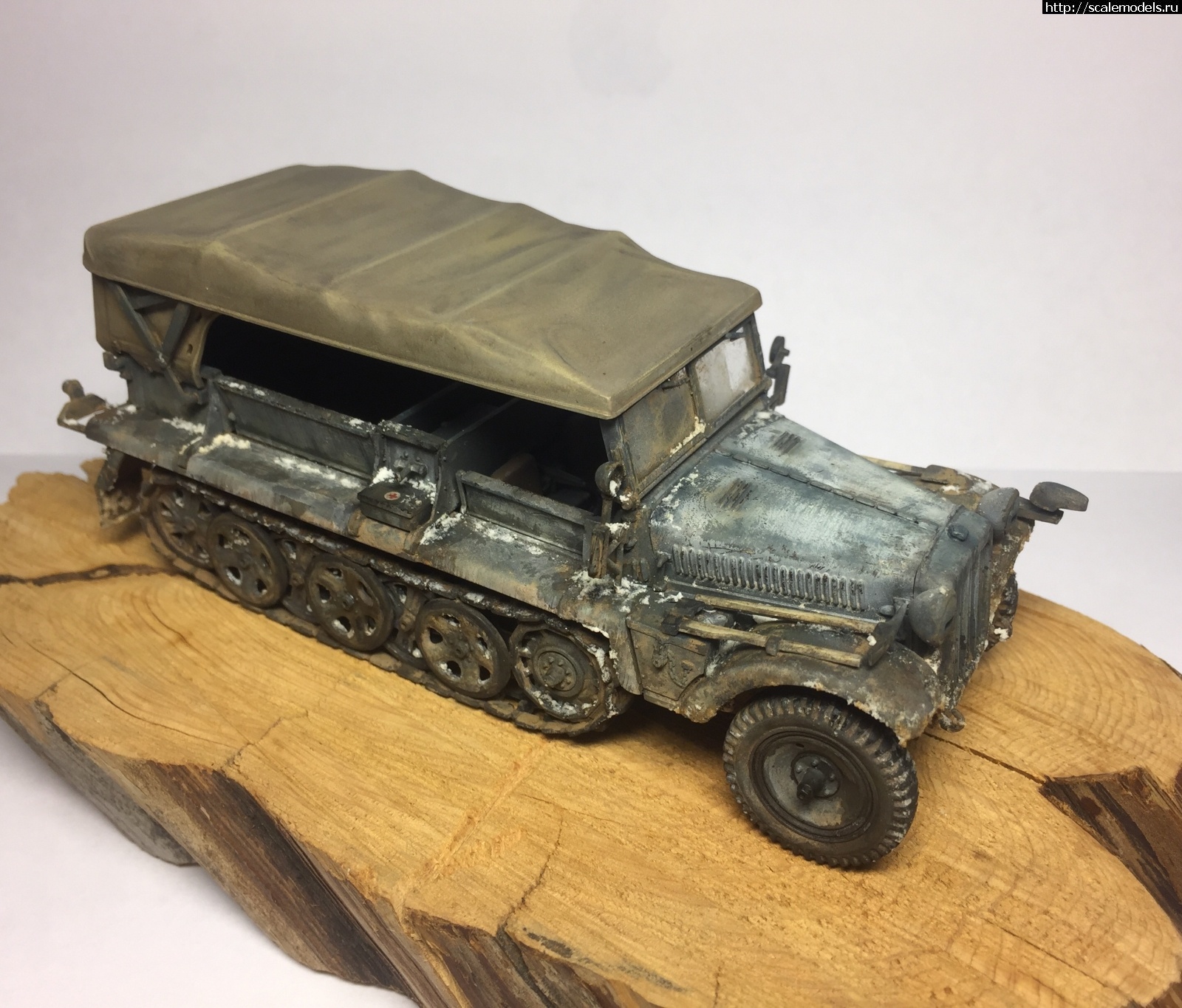 1582973415_C41AD9A4-63DC-4373-8D51-893B2CFDDAEB.jpeg : #1604273/ Italeri 1/35 Sd.Kfz. 10(#13936) -   