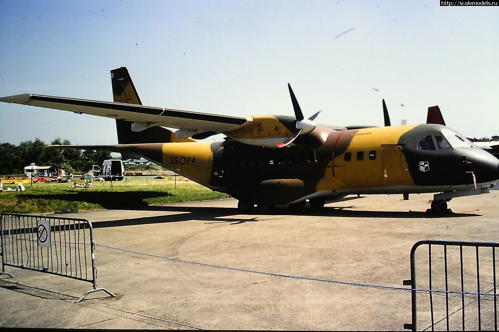 1585823544_s-l1600.jpg : #1610488/ Airbus Military B-321 "El Cabron" 1/144   