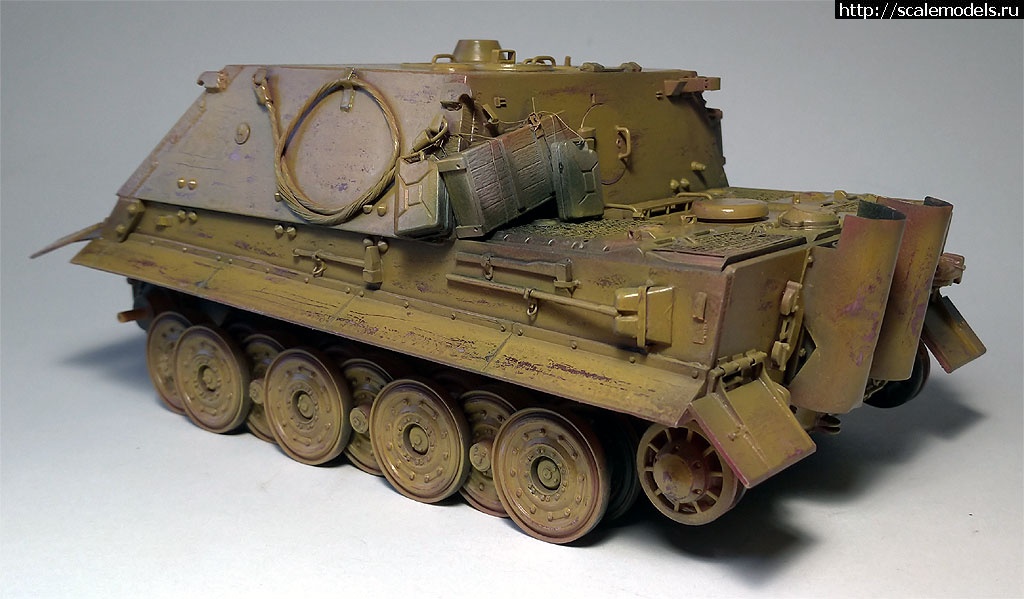 1587033077_c9.jpg : #1613211/   / AFV Club 1/35 Sturmtiger -   