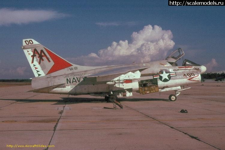 1587066500_A-7E-158028-AA400-VA-81---4.jpg : #1613302/  A-7E/D Corsair II  