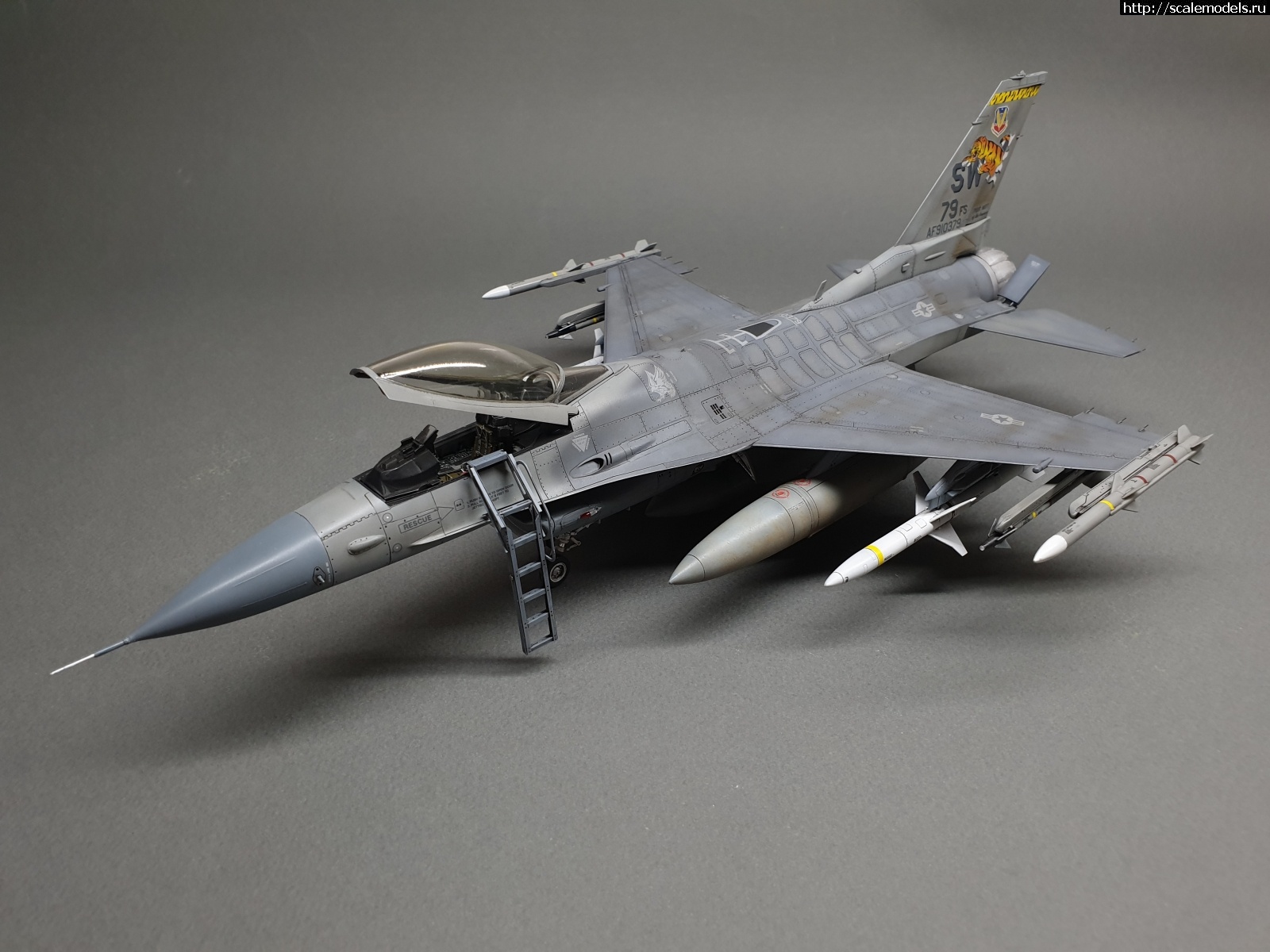 1587982951_20200427_124843.jpg : #1615307/ F-16CJ 1/48 Tamiya - !  