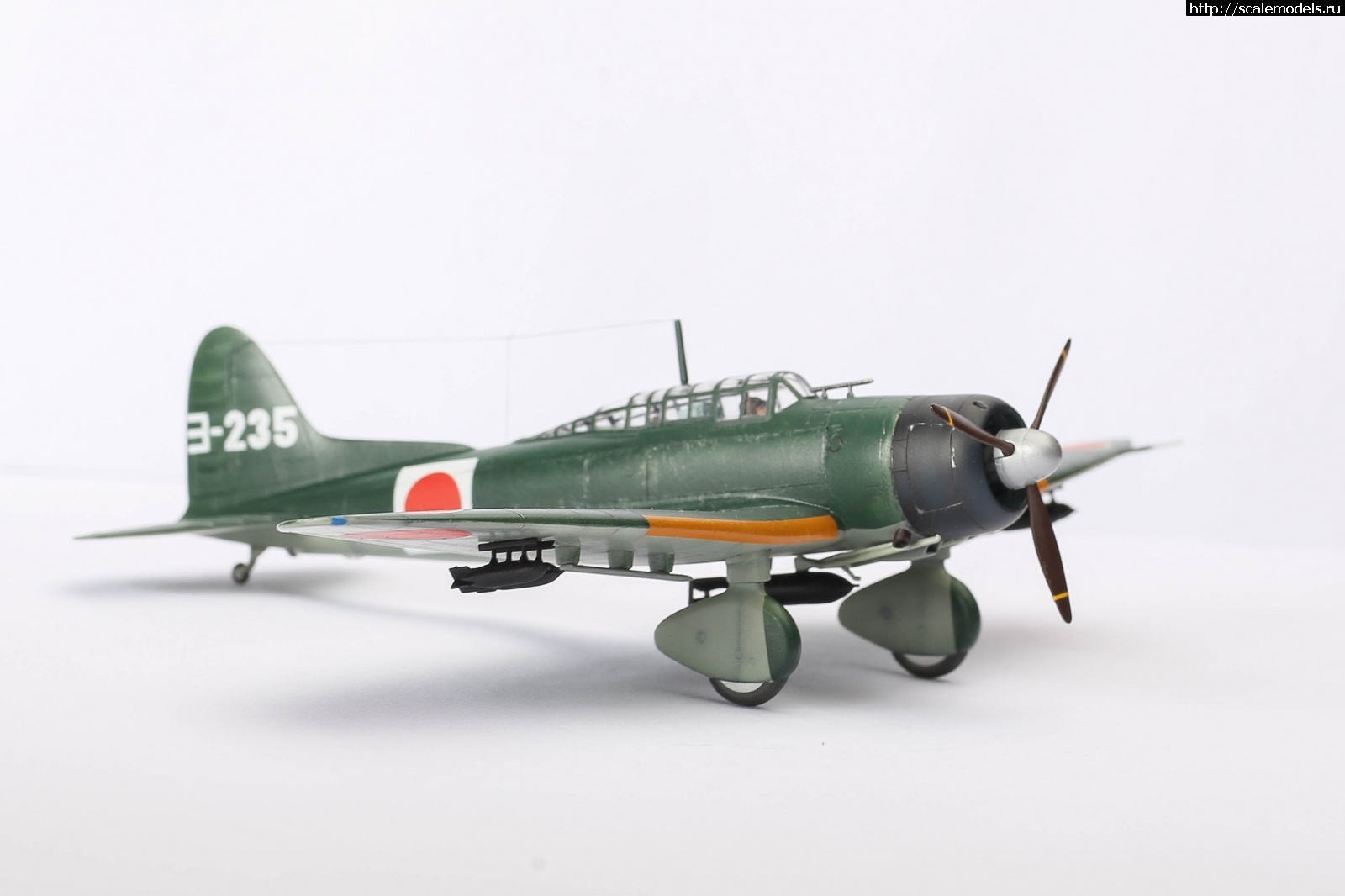 1589924405_235B3651.jpg : #1620113/ Aichi Type 99 model 22 Fujimi 1/72   