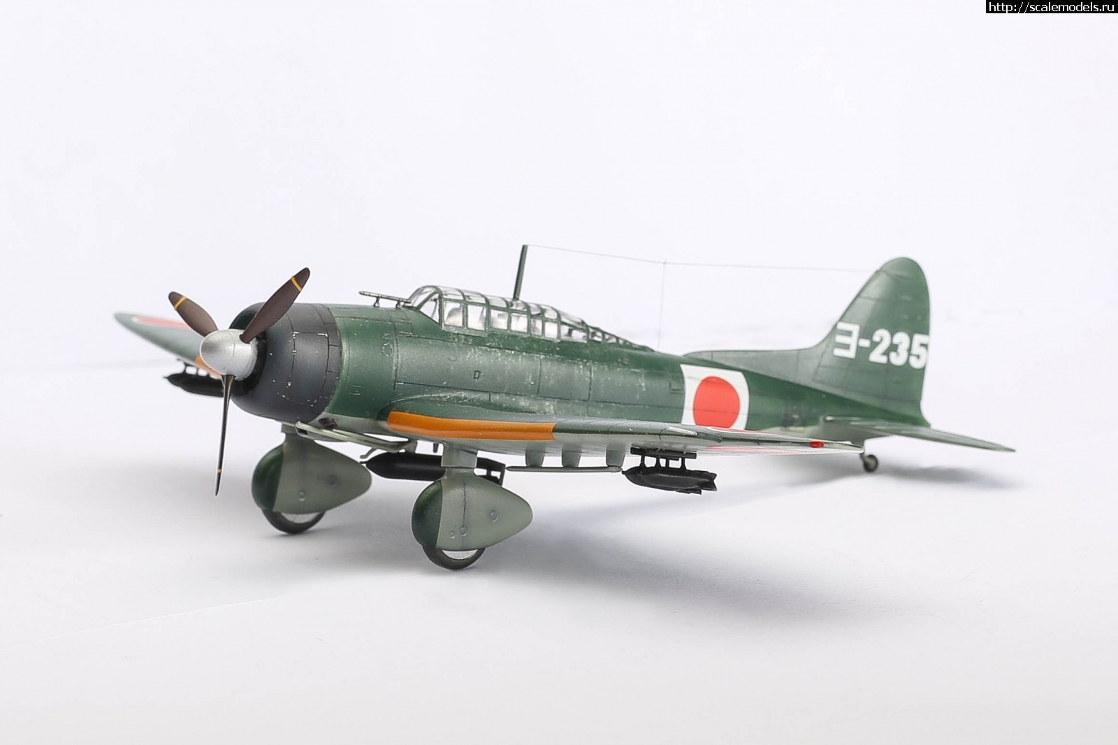 1589924411_235B3660.jpg : #1620113/ Aichi Type 99 model 22 Fujimi 1/72   