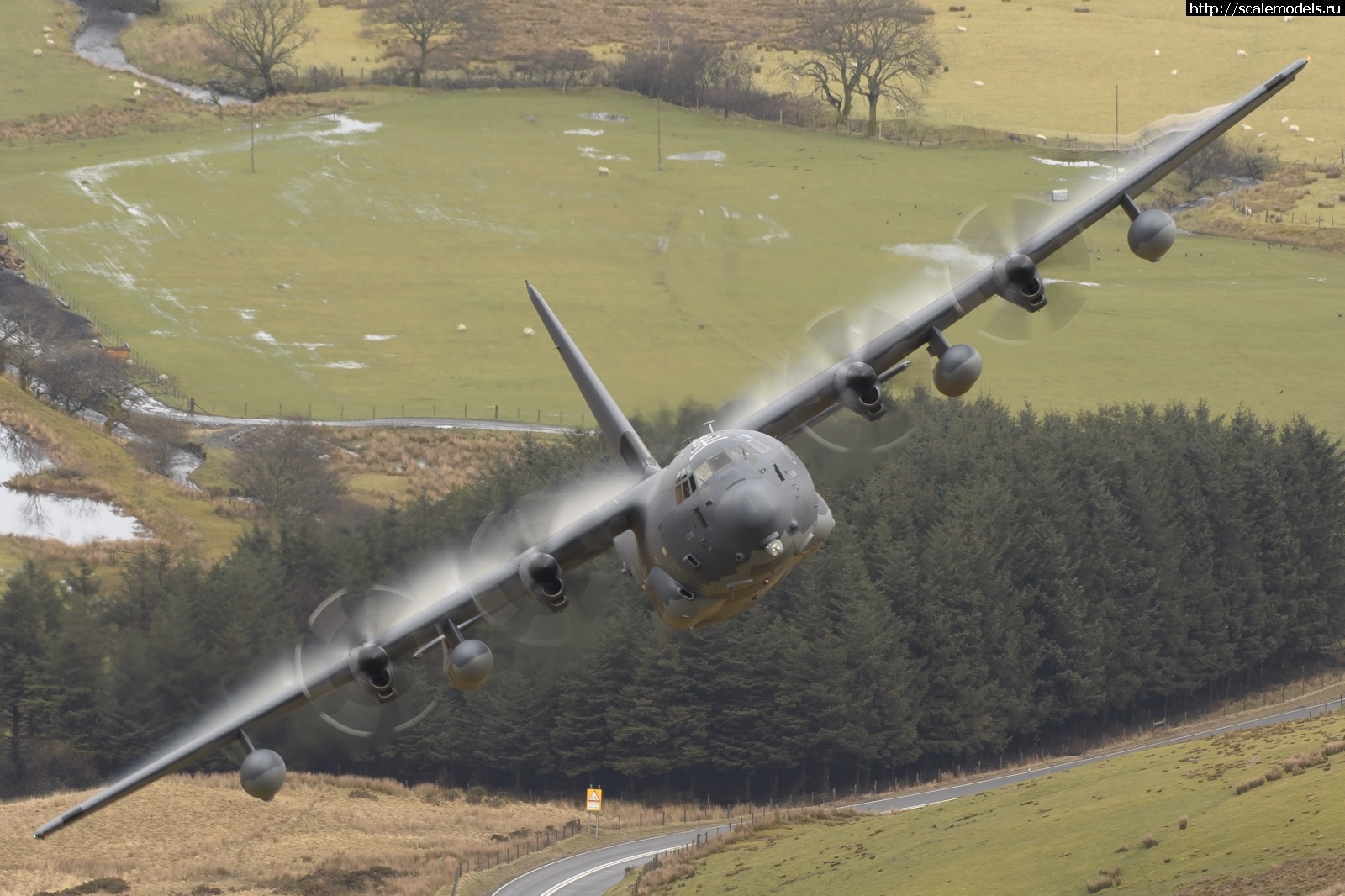 1590340690_40833409412_224f04ef43_o.jpg : #1621412/   1/72 Lockheed C-130H He...(#14755) -   