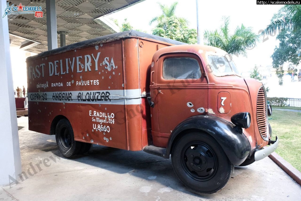 1591117544_Ford_COE_1937_0.jpg : Walkaround  Ford COE 1937, Museo de la Revolucion, Havana, Cuba  