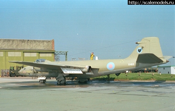 1592329873_5425026990_2296d6ff44_o.JPG : #1626432/ English Electric Canberra     -   