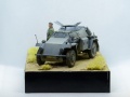 Bronco 1/35 Sd.Kfz.221 -   !