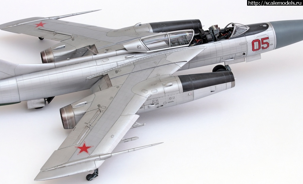 1599312901_3-1.jpg : Bobcat 1/48 -28 (   )  