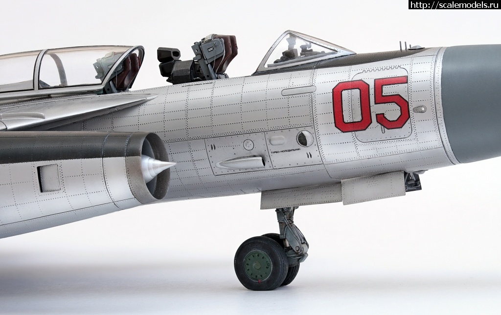 1599312920_13.jpg : Bobcat 1/48 -28 (   )  