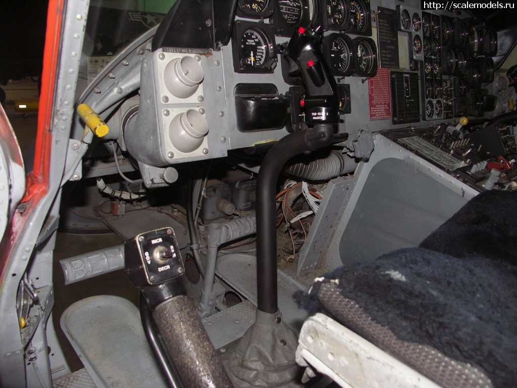 1601113782_HH-1N-158551-cockpit-13.JPG : #1643413/  UH-1N Kitty Hawk 1/48  