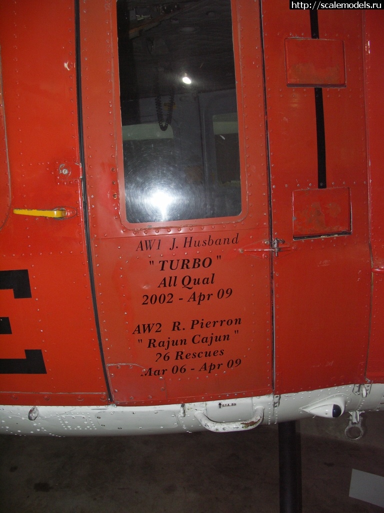 1601199339_HH-1N-158551-fuselage-5.JPG : #1643518/  UH-1N Kitty Hawk 1/48  