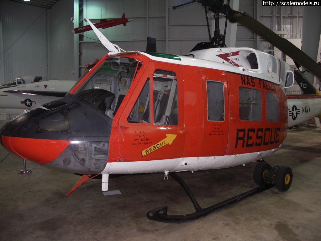 1601199371_HH-1N-158551-fuselage-6.JPG : #1643518/  UH-1N Kitty Hawk 1/48  