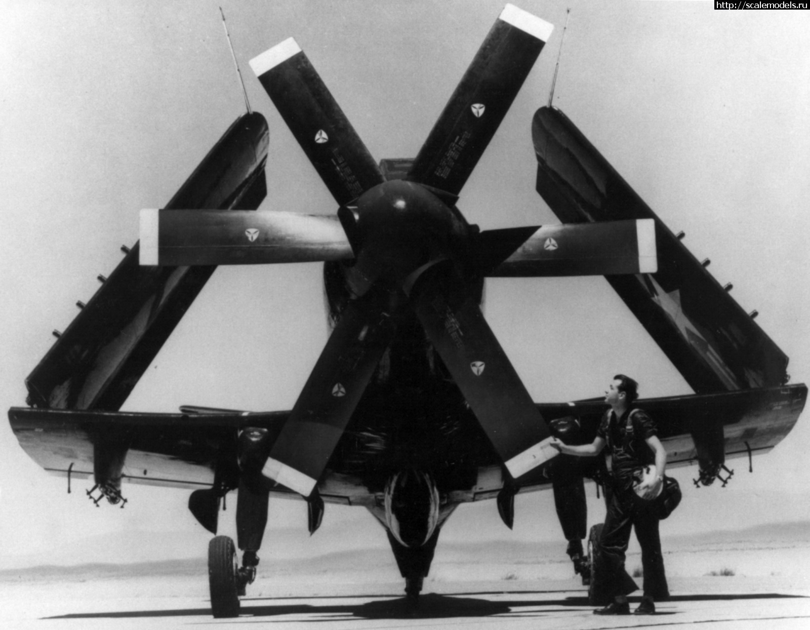 1601755930_Douglas_A2D_Skyshark_front_view.jpeg : DOUGLAS XA2D SKYSHARK 1/48 Clear Prop   