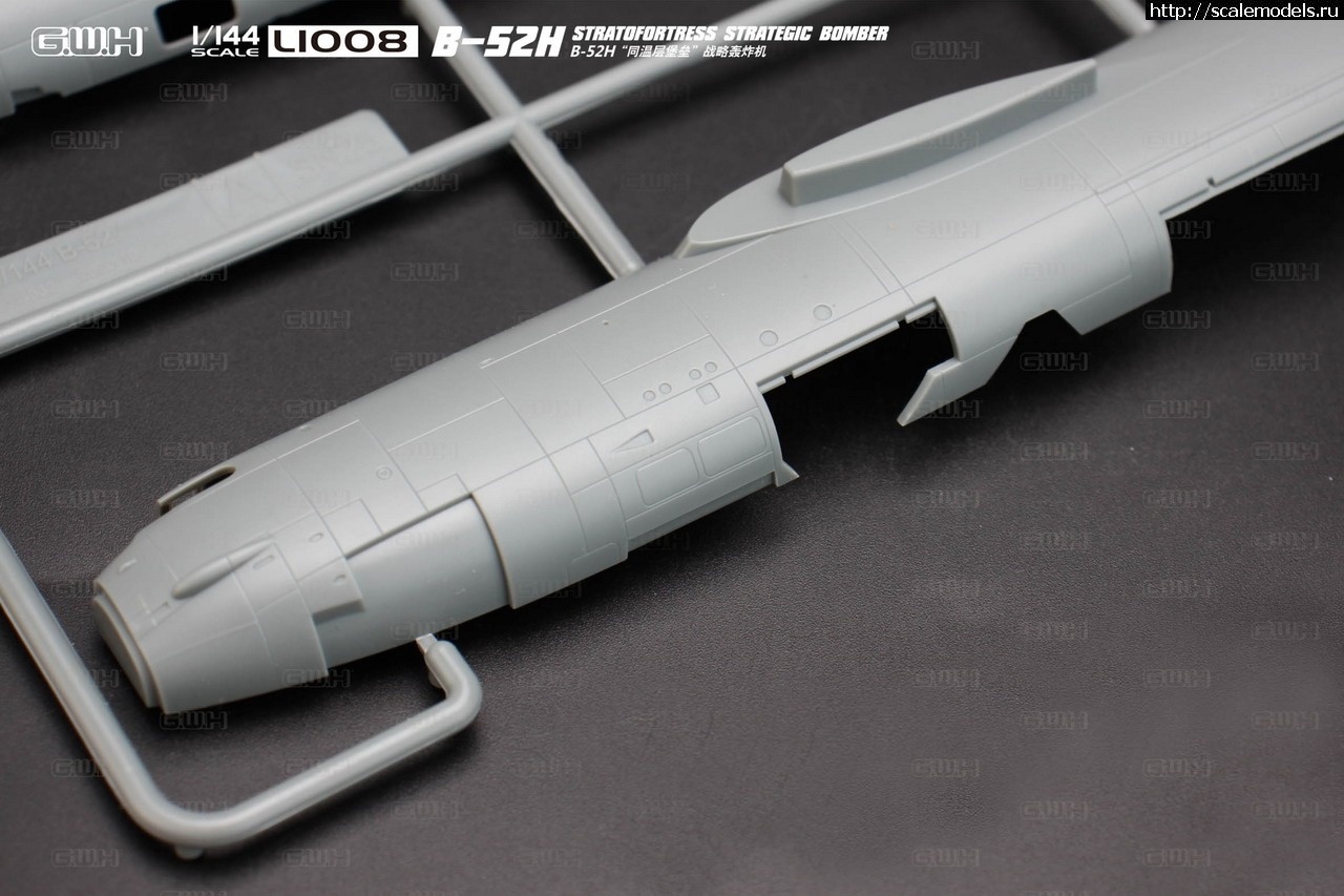 1603972474_123130940_3529847580443414_7451032220152307770_o.jpg :  Great Wall Hobby 1/144 Boeing B-52H Stratofortress -   