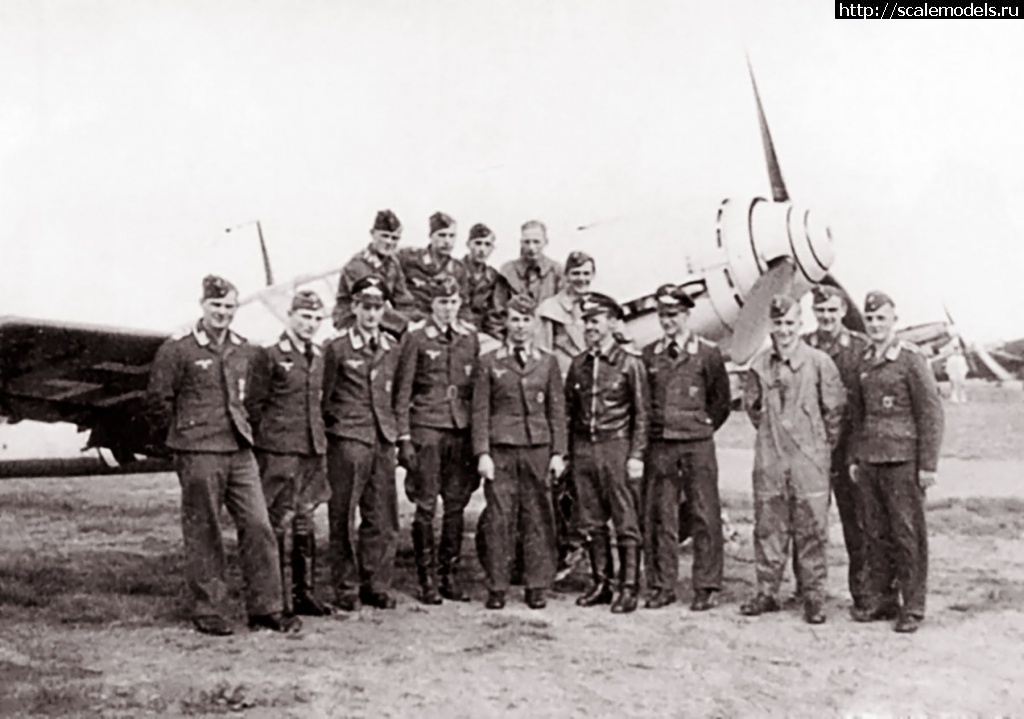 1605963651_Messerschmitt-Bf-109V22-JFS2-group-cadet-photo-01.jpg : Bf-109 V-,    