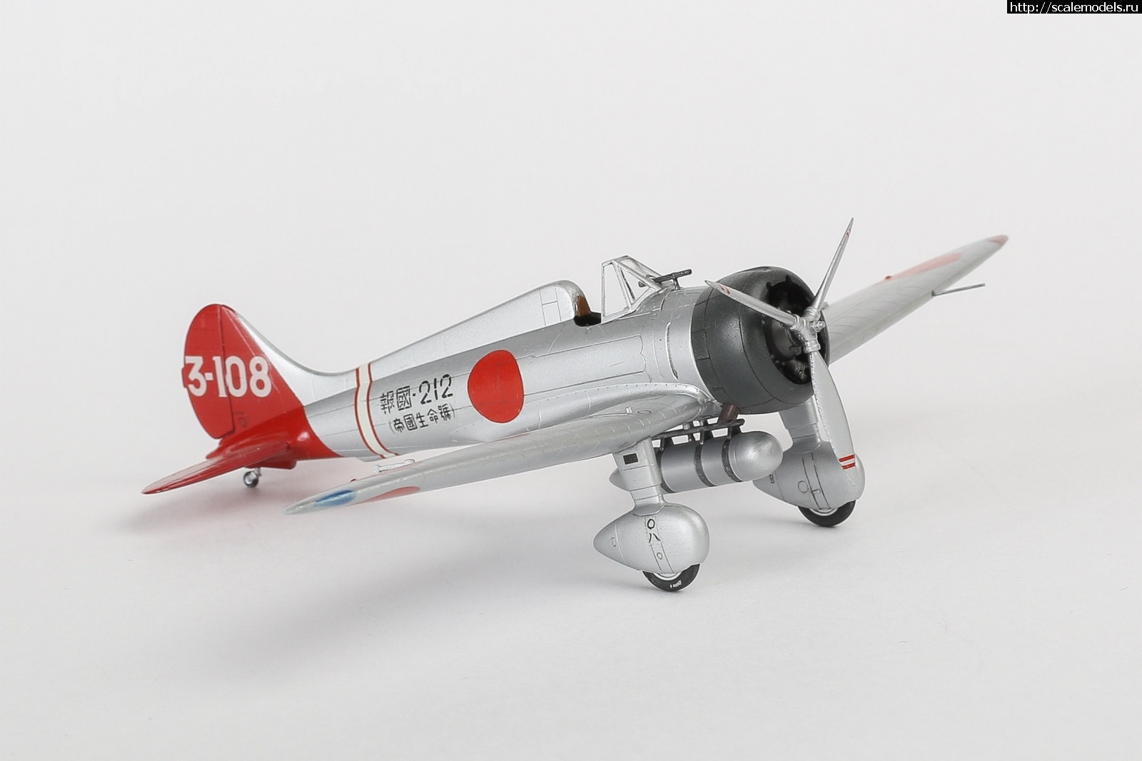 1606145483_235B2305.jpg : #1653124/ A5M2b Fujimi 1/72.   