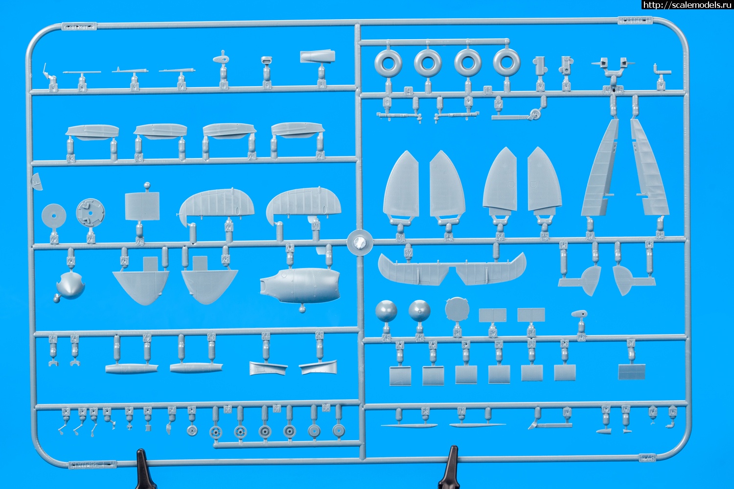 1607325346_11146_09-1.jpg :  Eduard 1/48 Supermarine Spitfire Story: Tally Ho  