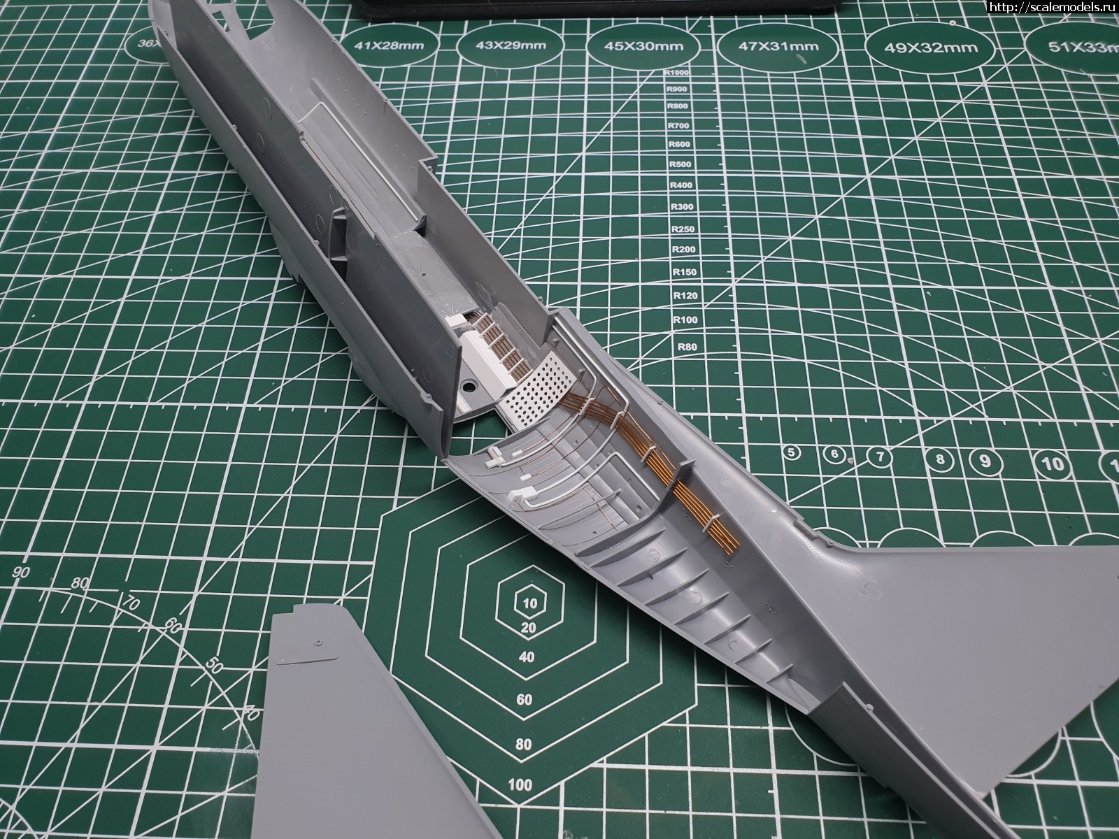 1607362863_20201207_200210.jpg : #1656290/ Italeri AC-130H Spectre 1/72 +  C-130H 1/72 !  