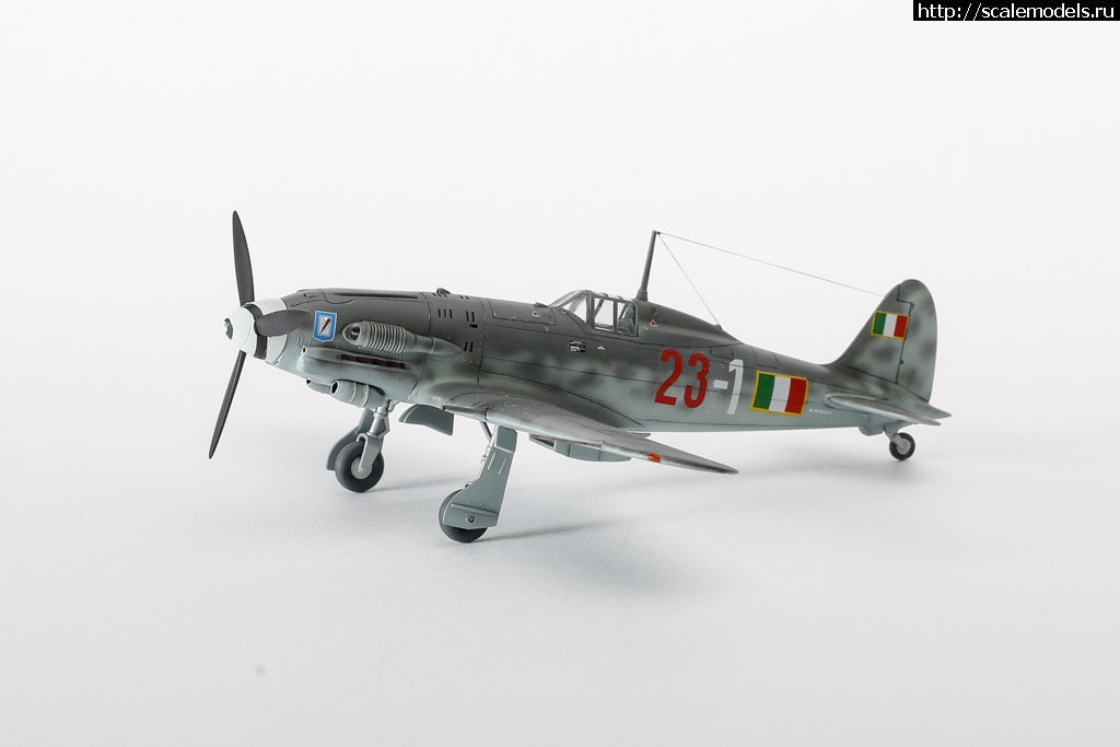 1607804780_235B4007.jpg : #1657150/ Mc.205 italeri  1/72   