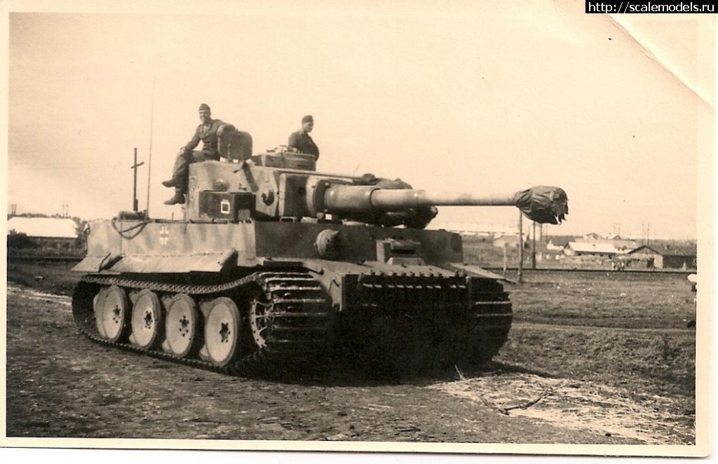 1609552734_9---Panzer-Regiment-1-LSAH_1315.jpg : #1660976/  1/72 Pz.Kpfw.VI Tiger I(#14705) -   