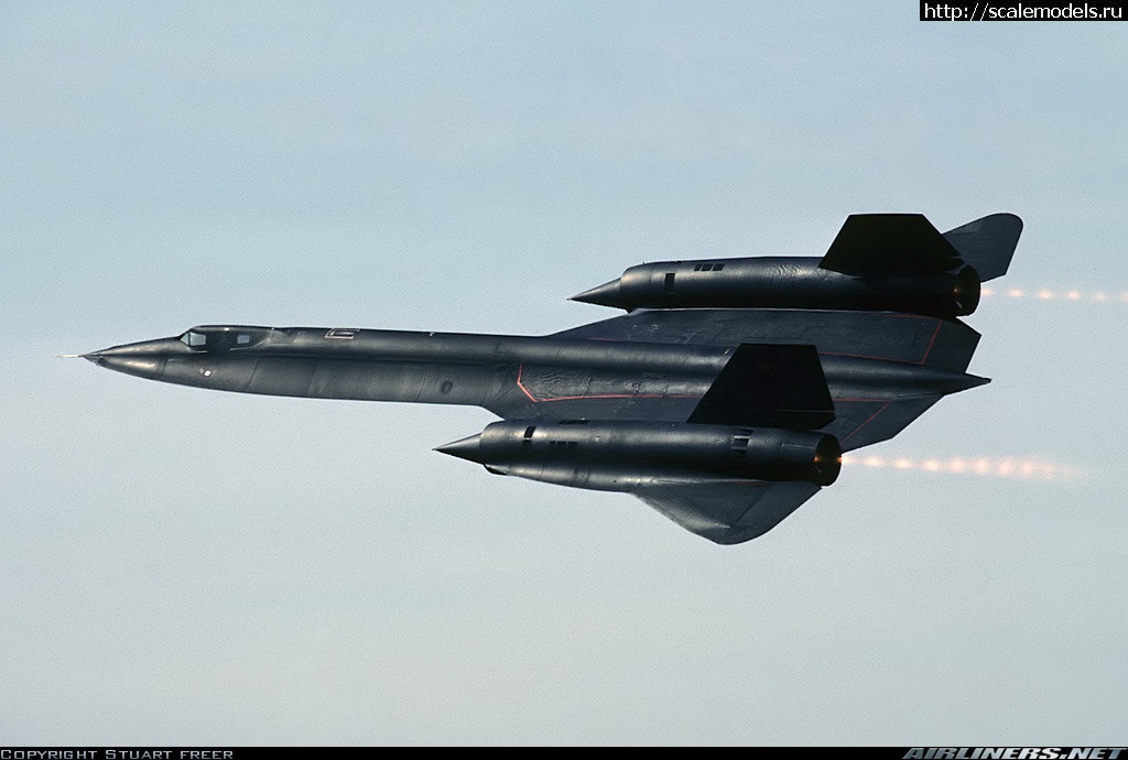 1613295270_0652814.jpg : #1669932/ 1/48 SR-71 Testors ()  