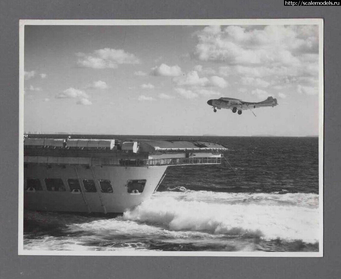 1615971241_De-Havilland-Sea-Venom-Landing-On-Hms-Victorious.jpg : #1675903/   -1:72     