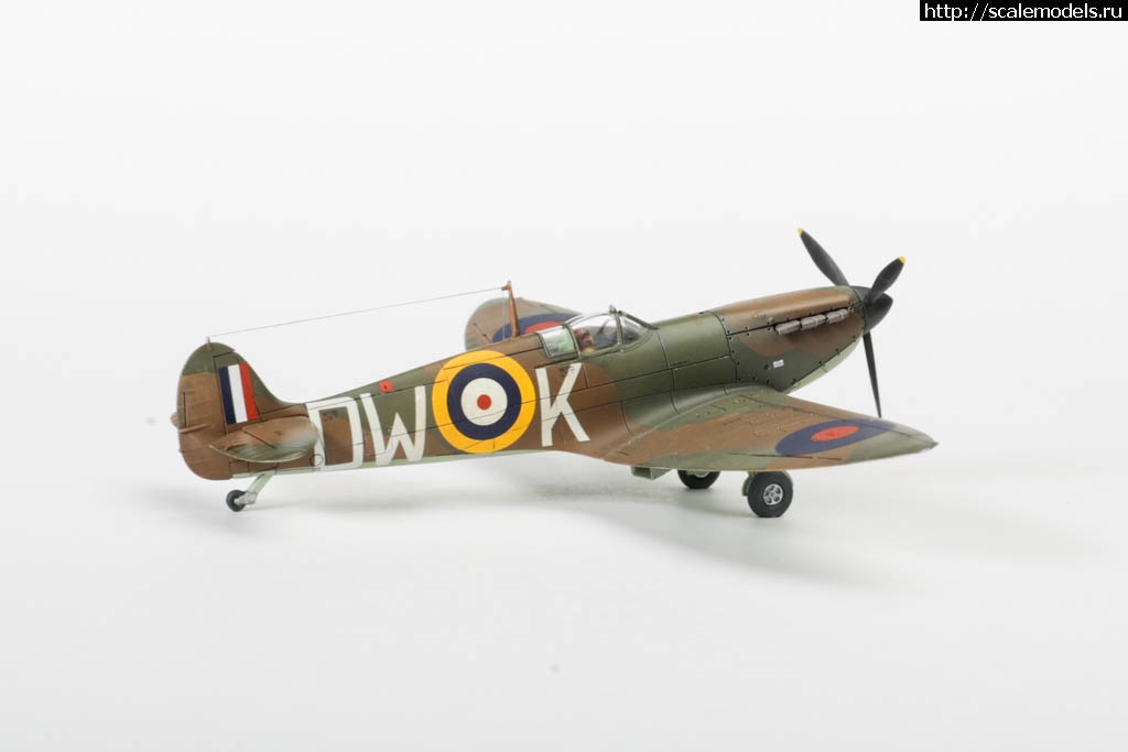 1619534431_235B7762.JPG : Airfix 1/72 Spitfire Mk.Ia Закрыть окно