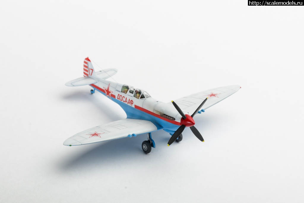 1623524913_235B9218.JPG : #1690328/ Spitfire Mk. IX UTI, 1/72 AZ model   