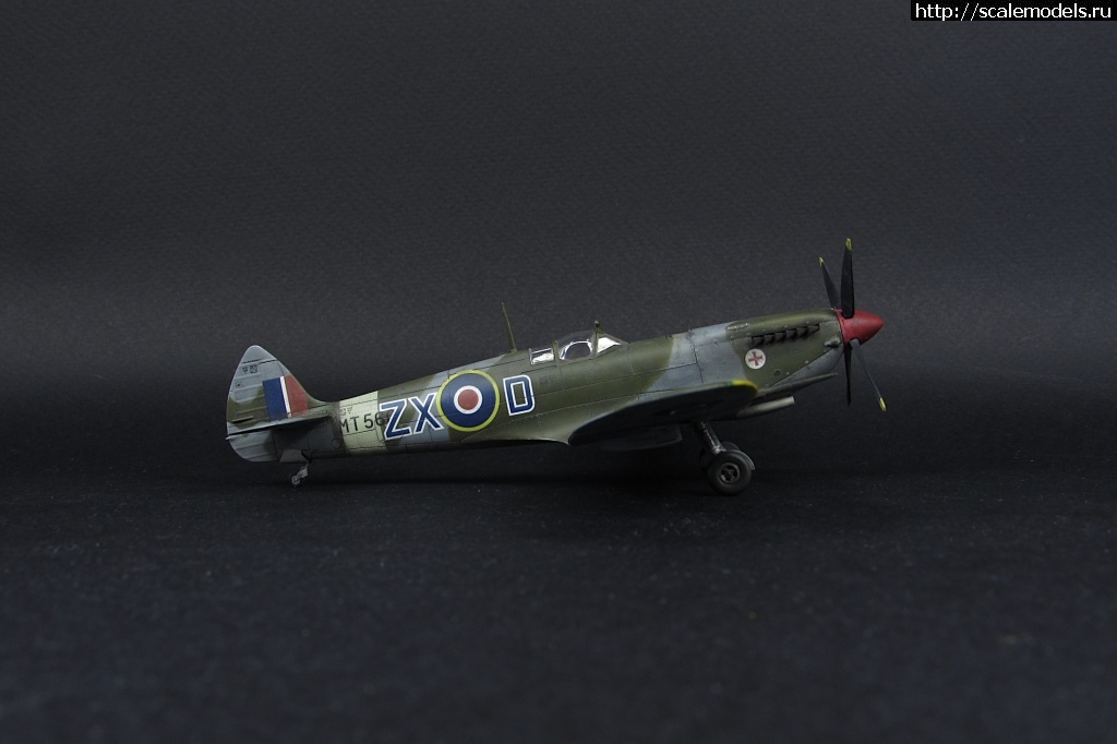 1623774844_12.JPG : #1690744/ Spitfire Mk. VIII 1/72 Eduard     