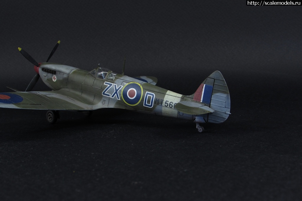 1623774856_26.JPG : #1690744/ Spitfire Mk. VIII 1/72 Eduard     