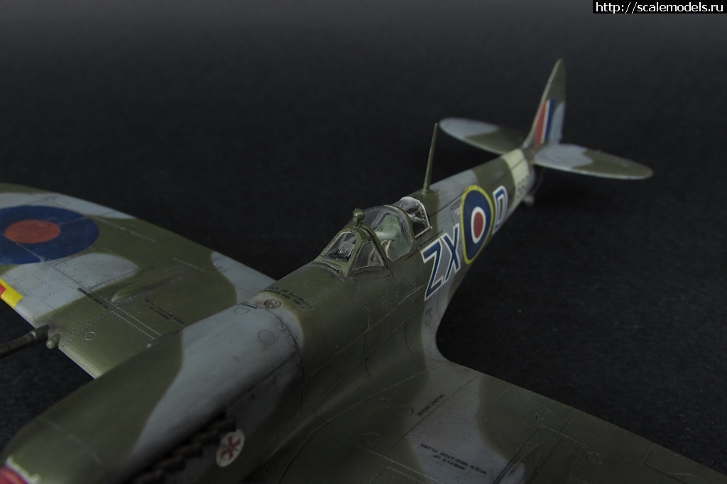 1623774859_30.JPG : #1690744/ Spitfire Mk. VIII 1/72 Eduard     