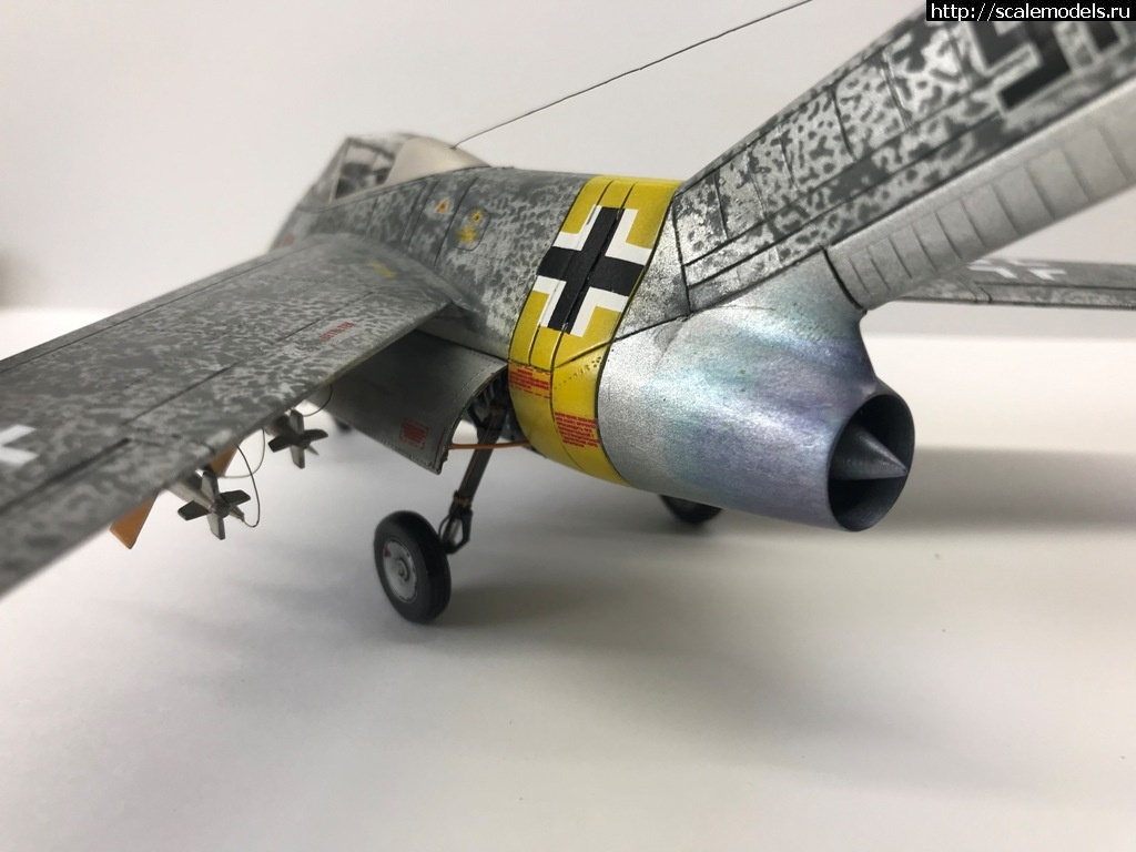 1625402962_40.jpg : #1693133/ Focke-Wulf Ta 183  1/48  Academy   