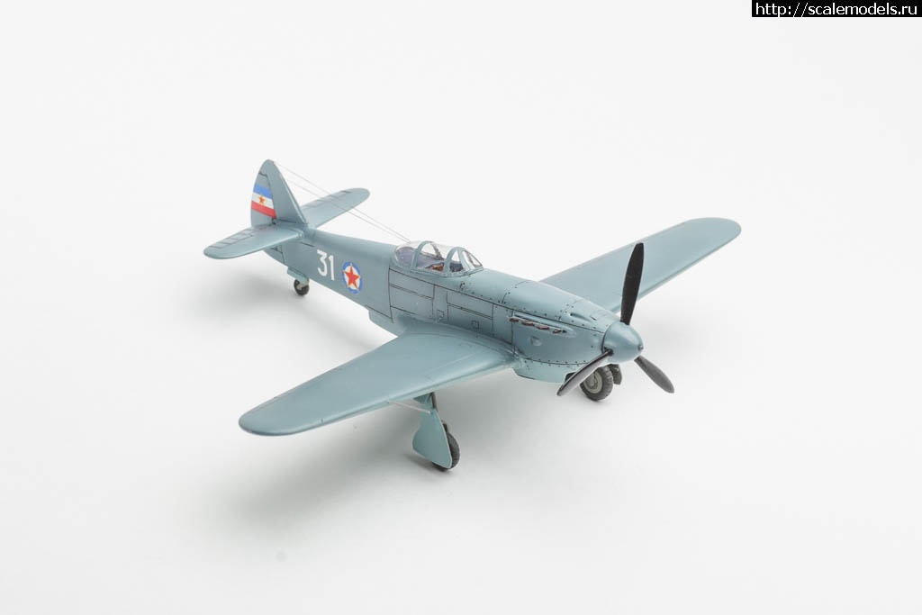 1626613944_235B1130.JPG : #1694711/ Ikarus S-49A 1/72 L&M   