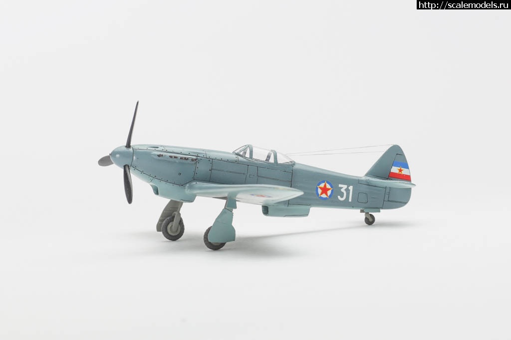 1626613947_235B1147.JPG : #1694711/ Ikarus S-49A 1/72 L&M   