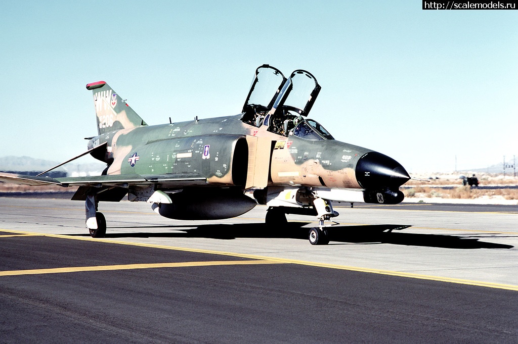 1634724282_front-view-of-an-f-4e-phantom-ii-aircraft-assigned-to-the-474th-tactical-training-654664-1024.jpg : #1707894/ F-4B Phantom II 1/48 Tamiya + .  