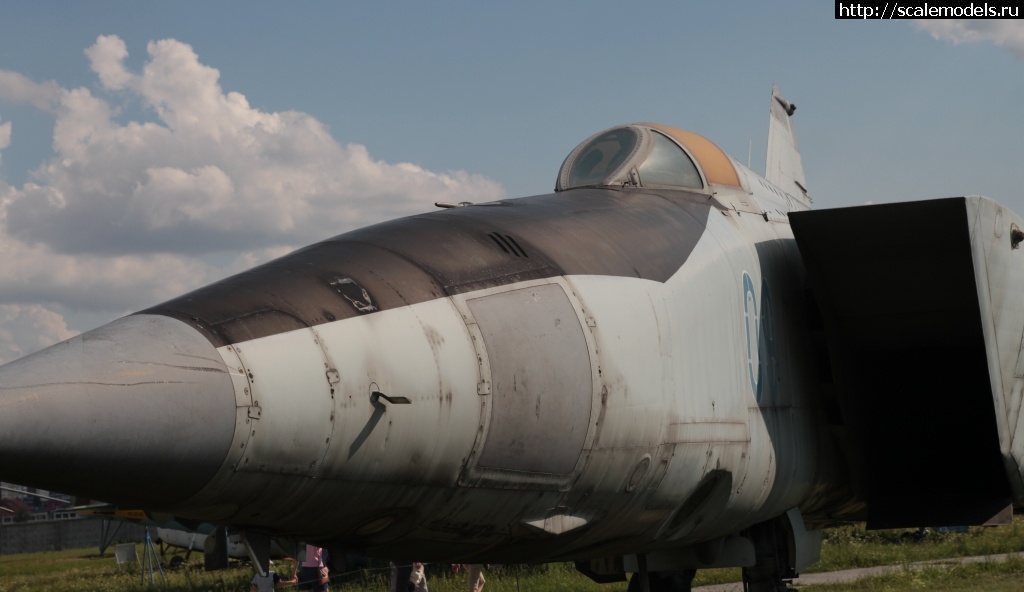 1637171263_Mig-25RB_Zhuliany_009.JPG : Walkaround -25      ..  (. , ).  