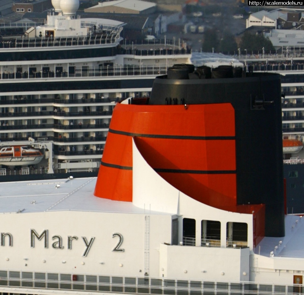 1639344205_sea-three-queens9.jpg : #1716135/  "Queen Mary 2" 1/400 Revell    