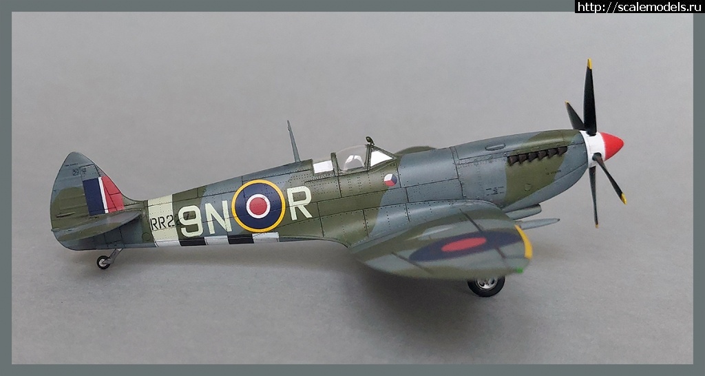 1640536467_Sp23.jpg : #1718622/ Spitfire Mk.XVI Highback. 1/72 Eduard. !  