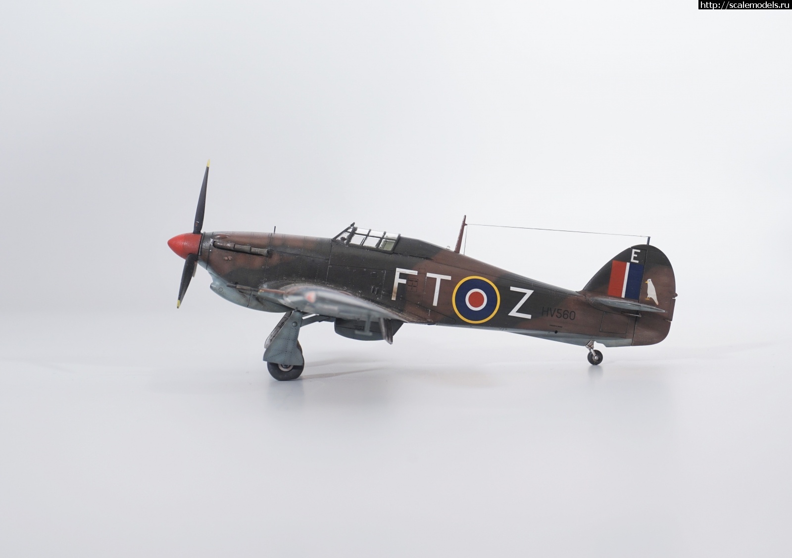 1640891916_18.JPG : #1719398/ 1/72 Hurricane Mk.IIc trop, Arma hobby. .  