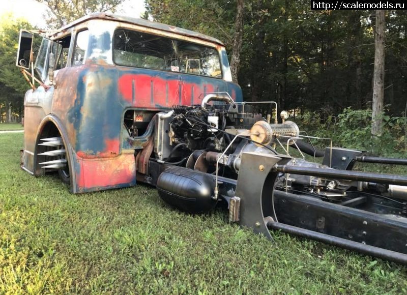 1641219173_Ford-C-550-Rat-Rod-46479494_2149751758685814_8591415277680328704_n-800x580.jpg :  Eastern Express 1/35 -66 custom rat rod  