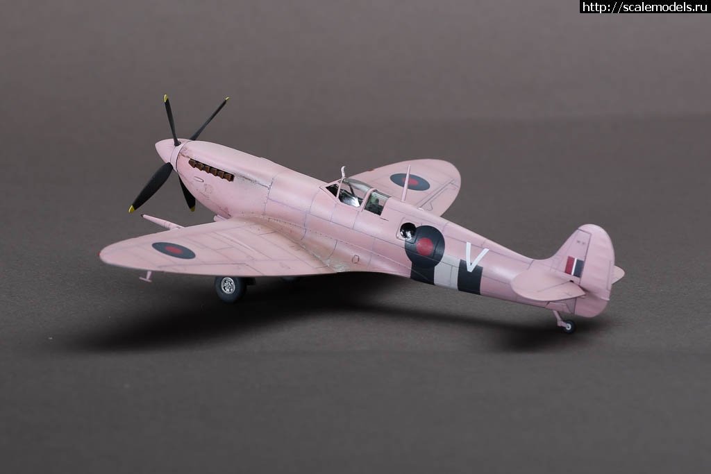 1641568493_235B9685.JPG : #1720684/ Spitfire FR Mk.IXC 1/72 Hasegawa   