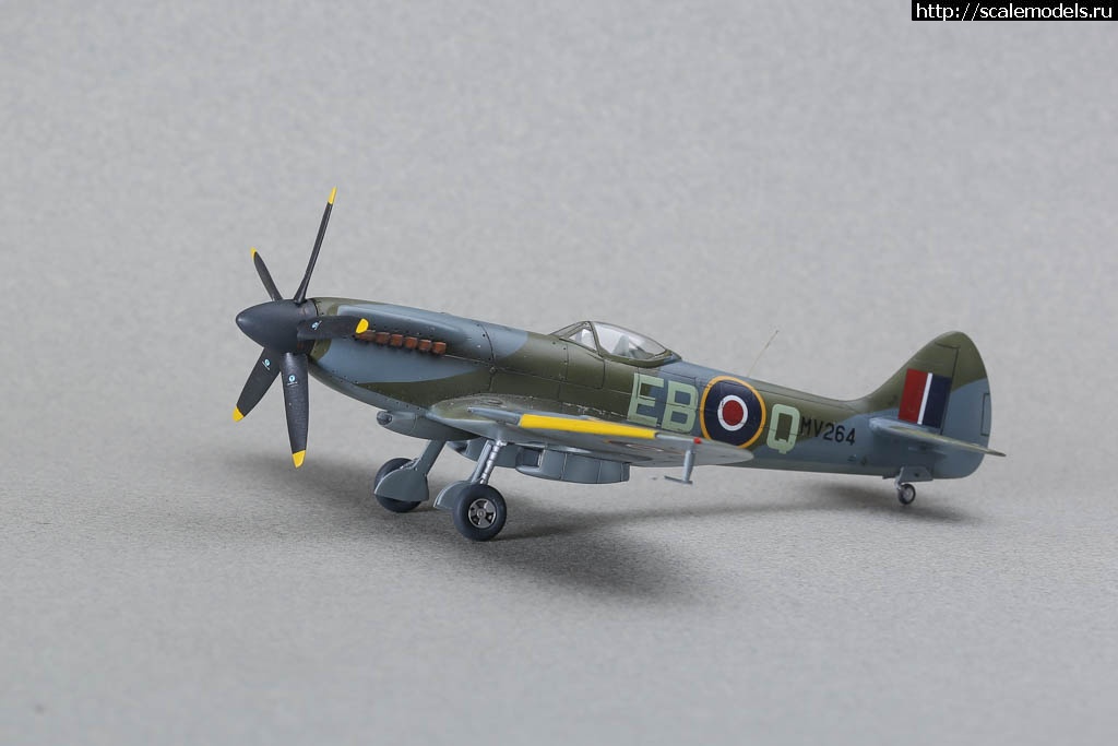 1641568715_235B9871.JPG : #1720687/ Spitfire Mk. XIVE 1/72 Sword   