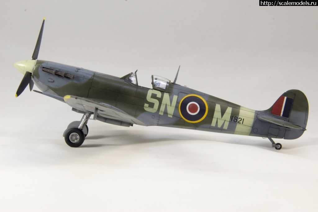 1641745581_IMG_3928.jpg : #1721106/ Supermarine Spitfire MkVb 1/48 Tamiya !  