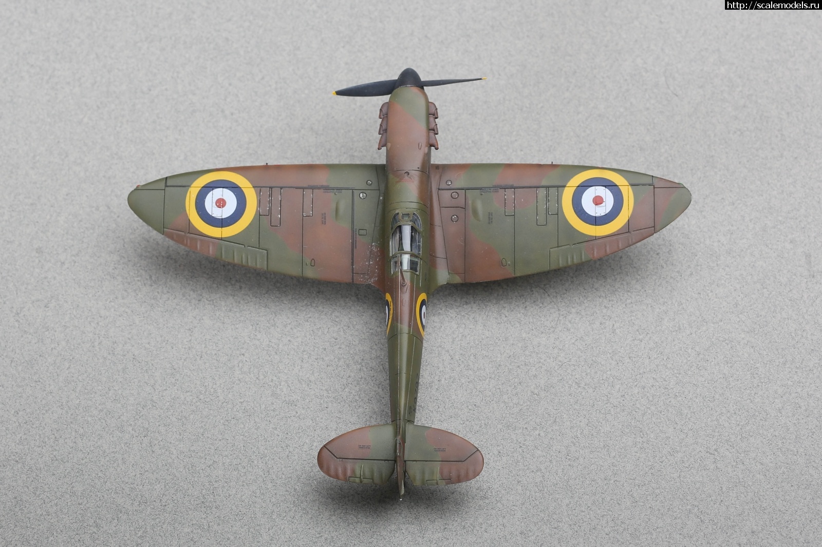 1642451477_235B1023.JPG : #1722689/ Spitfire Mk.I early 1/72 Airfix   